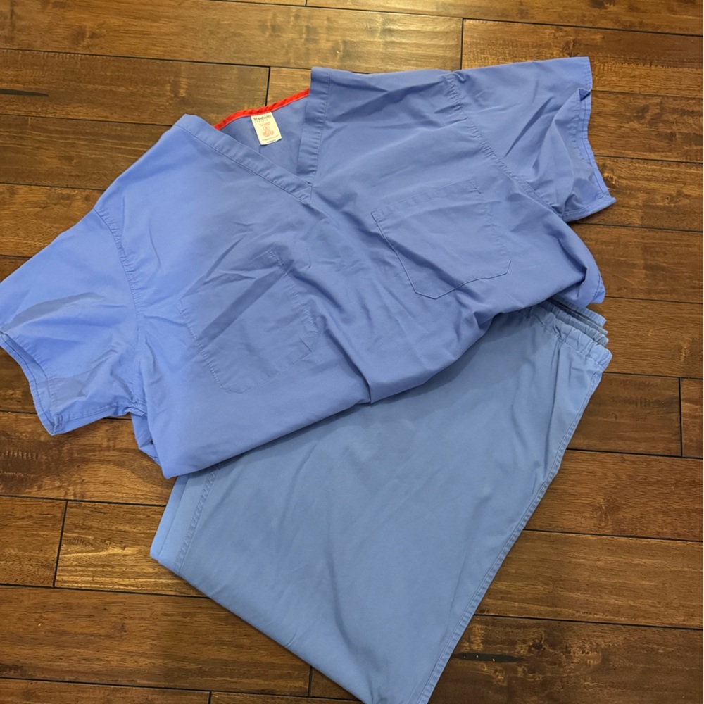 Standard Textile Scrubs